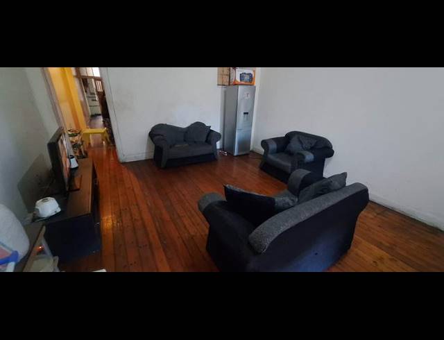 1 BEDROOM APARTMENT FOR SALE IN ESPLANADE